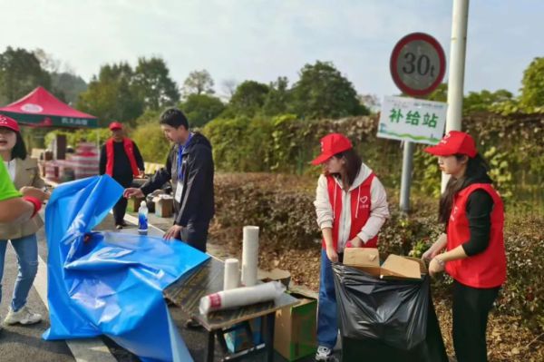 探寻黄山马拉松之旅，会客天下，游跑黄山 2024完美之旅