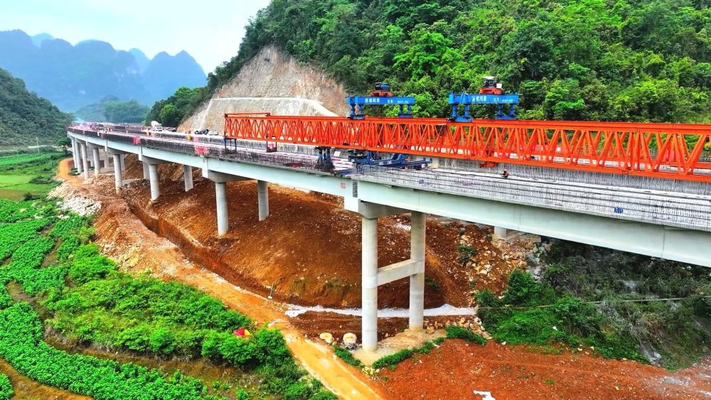 广西岳圩口岸联线公路建成通车，跨境运输新通道正式打通