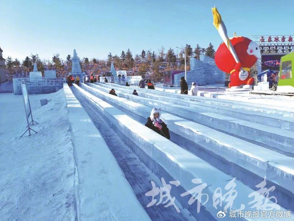 长春奇妙之旅，米雪漂流与冰滑梯的浪漫冒险